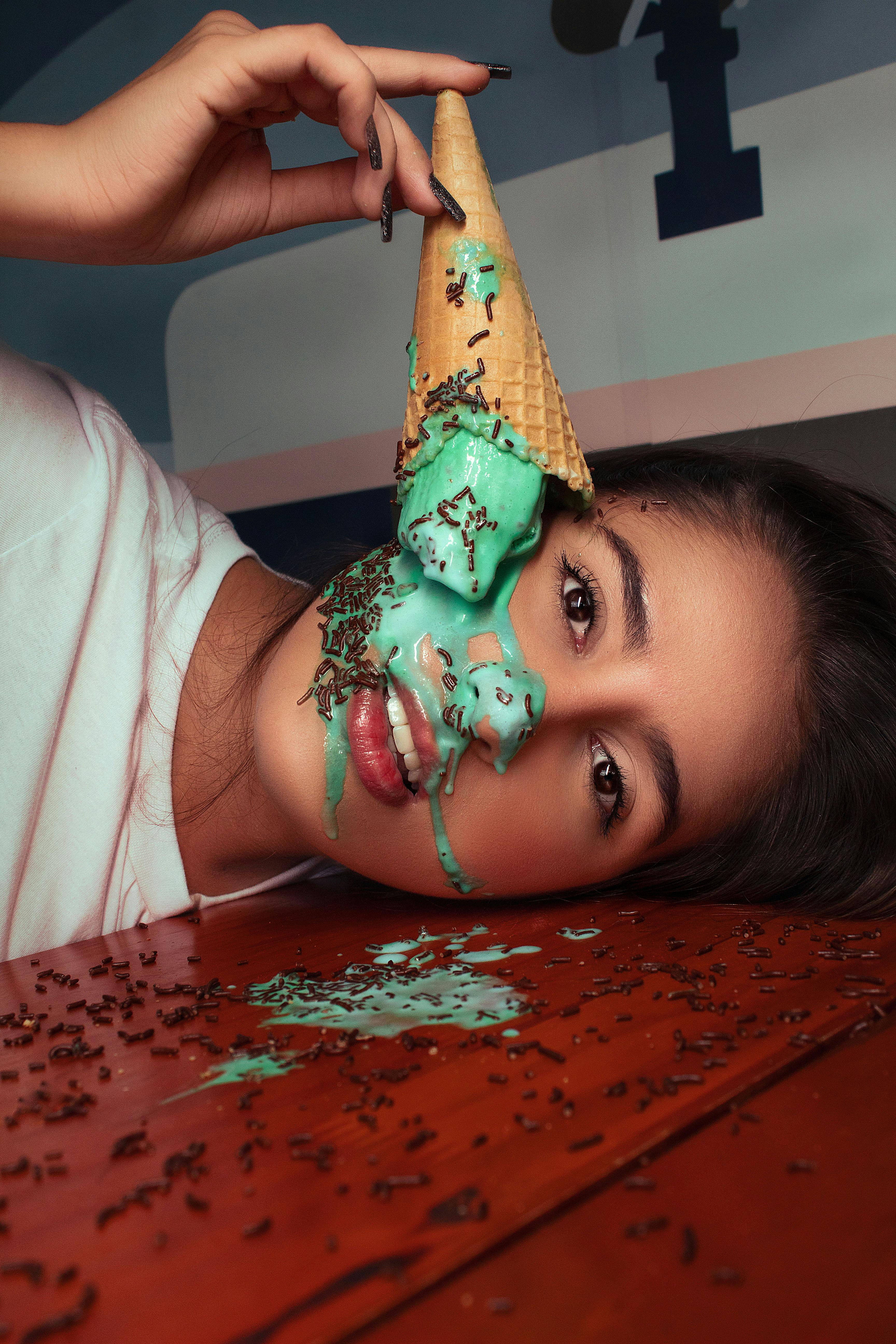 VIRAL! 10 Franchise Makanan TikTok 2025: Modal 20 Juta Bisa Untung 100 Juta/Tahun!