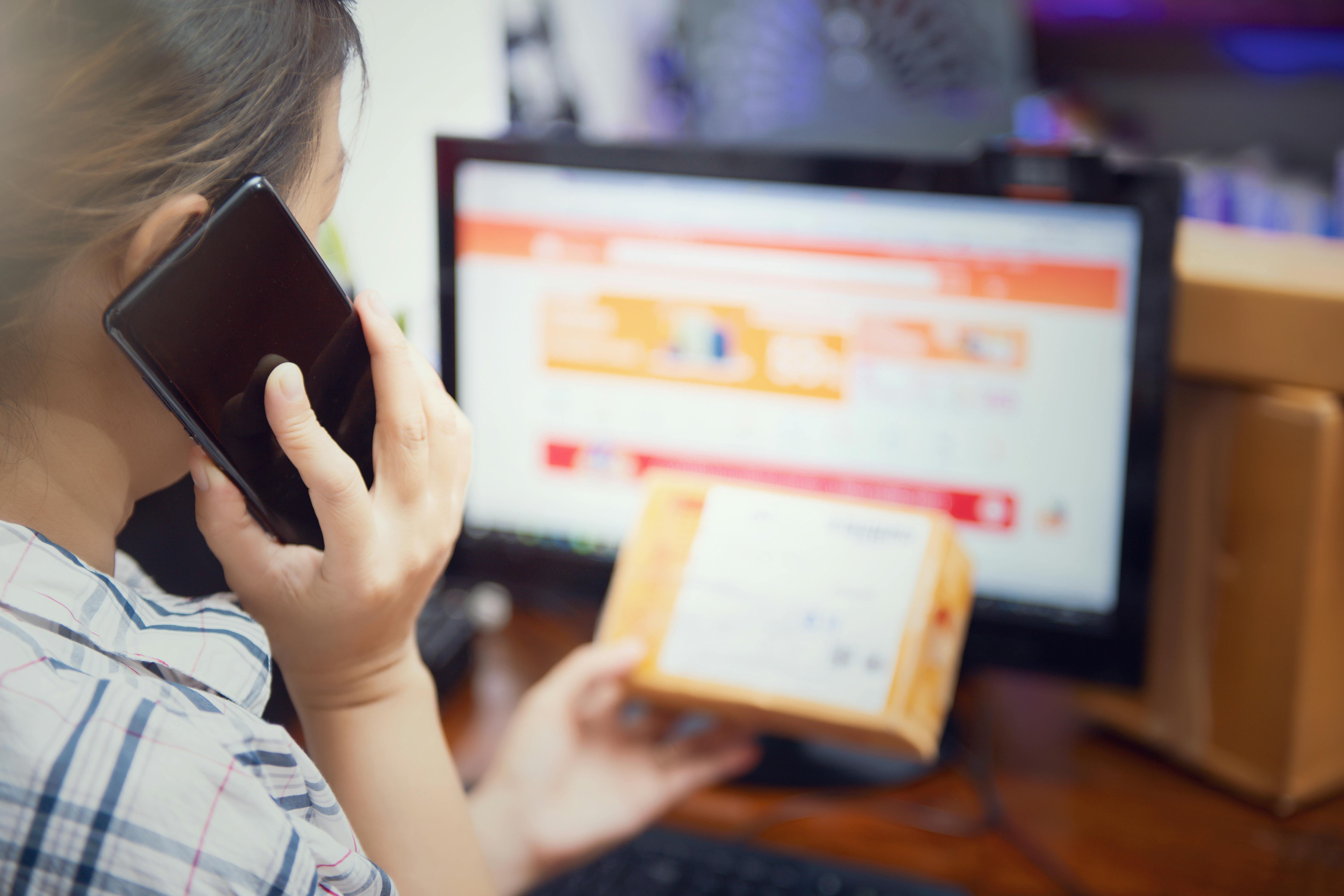 Bisnis Online Shop yang Paling Profitable di 2025: Dropshipping vs Private Label