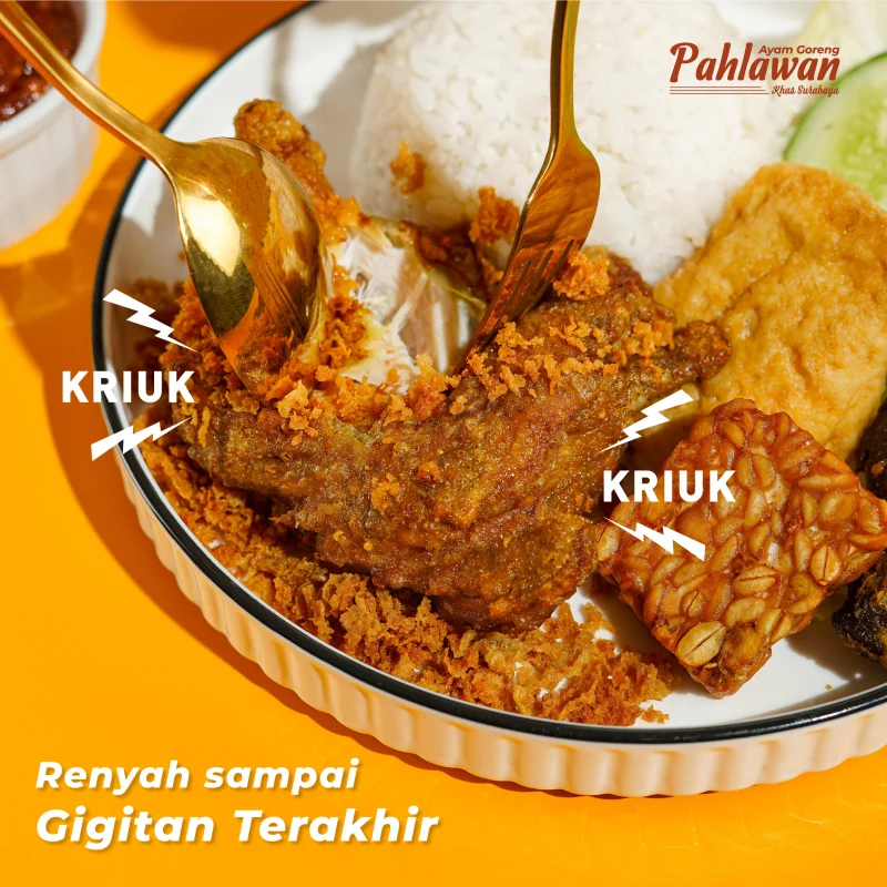 Ayam Goreng Pahlawan "Khas Surabaya"
